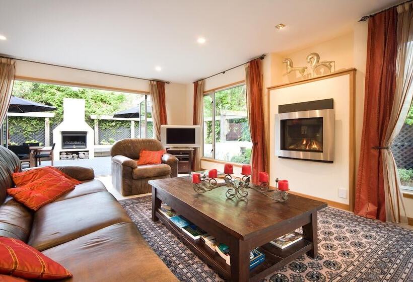 ホテル The Classic Villa