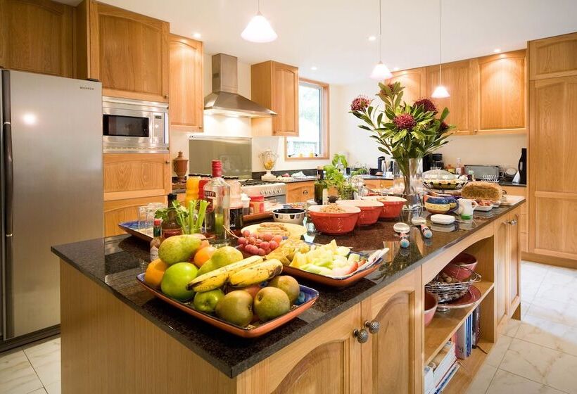 ホテル The Classic Villa