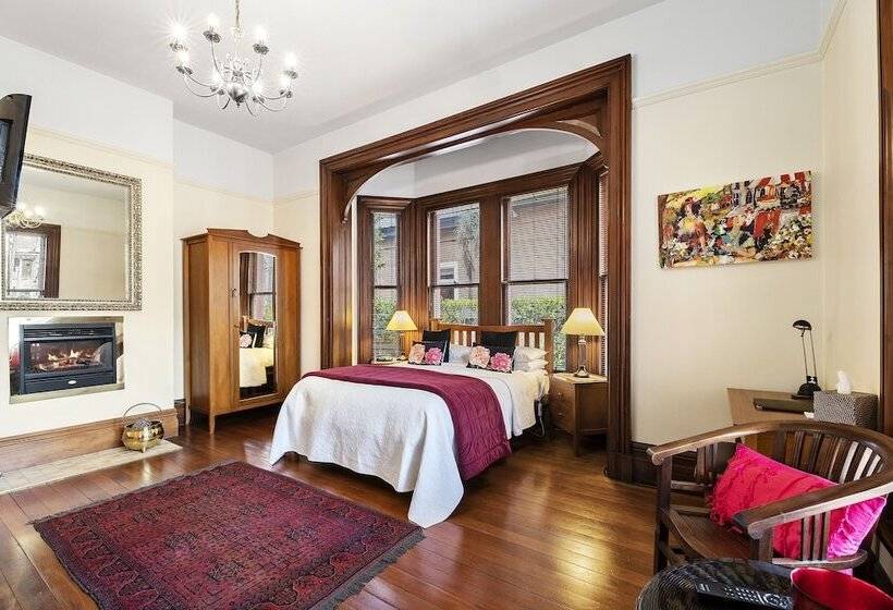 ホテル The Classic Villa