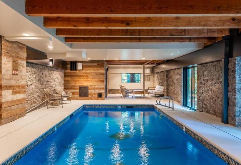 호텔 The Incline Lodge