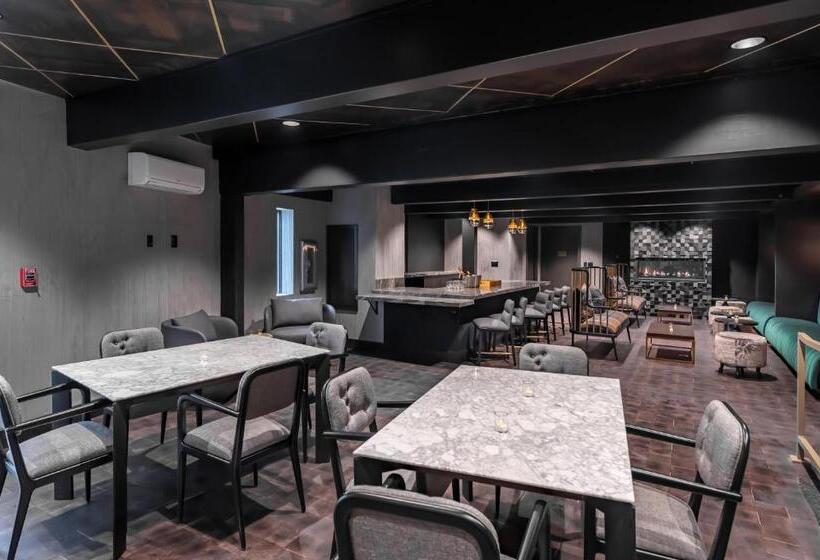 호텔 The Incline Lodge