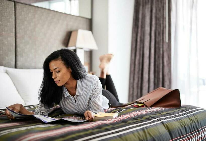 The Jewel Hotel, New York