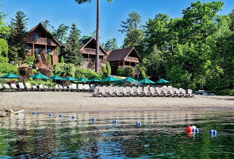 Отель The Lodges At Cresthaven