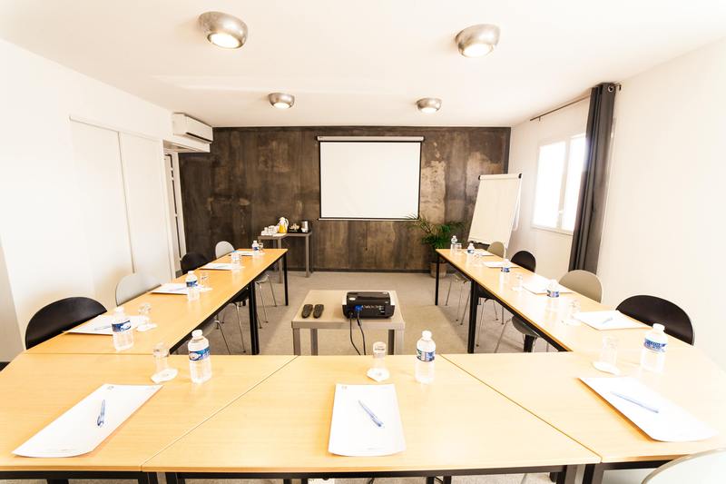 Отель The Originals City, Hôtel Les Dômes, Perpignan Sud Saleilles