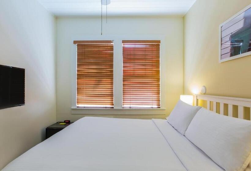 فندق Southernmost Inn Adult Exclusive