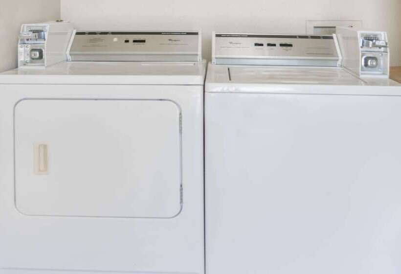 فندق Travelodge By Wyndham Temple