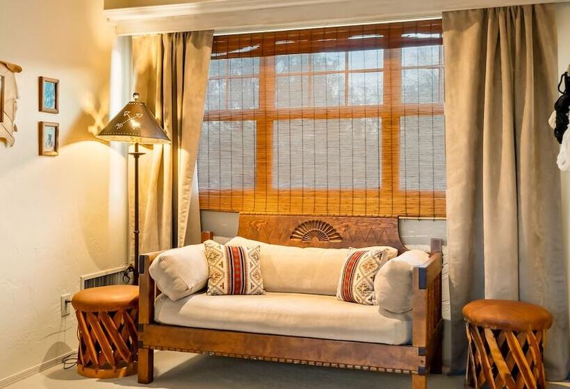 Отель Tubac Country Inn