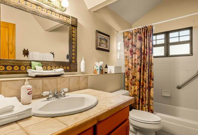 Отель Tubac Country Inn