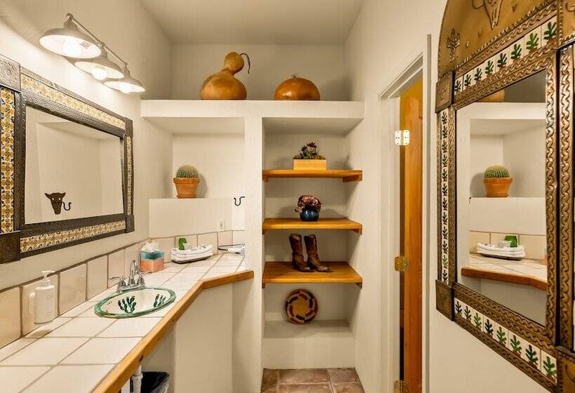 Отель Tubac Country Inn