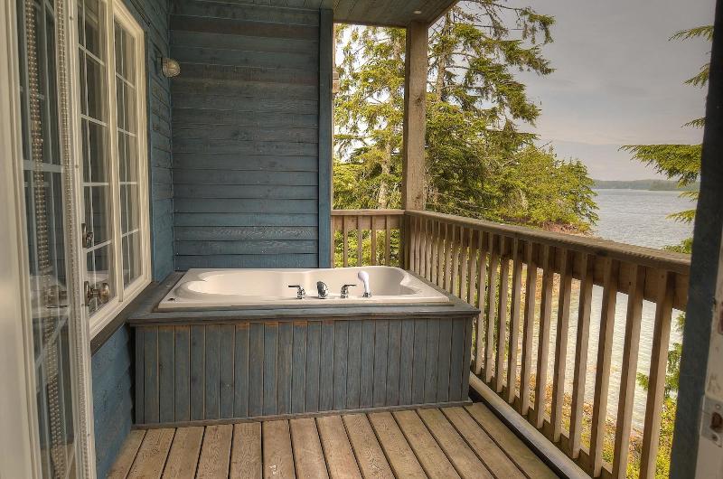 ホテル Waters Edge Shoreside Suites