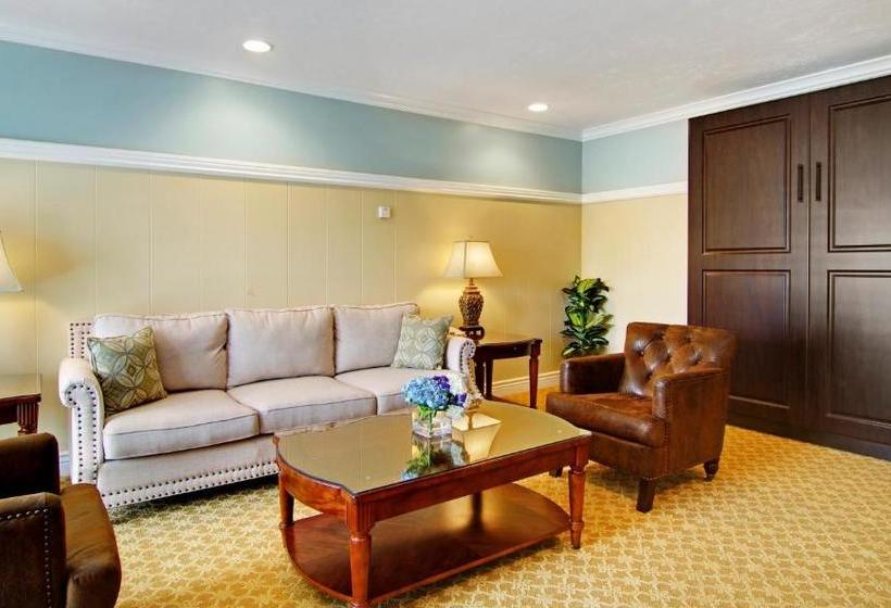 Отель Wayside Inn