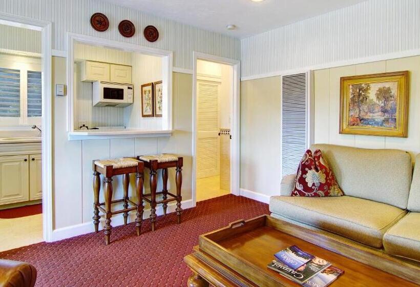 Отель Wayside Inn