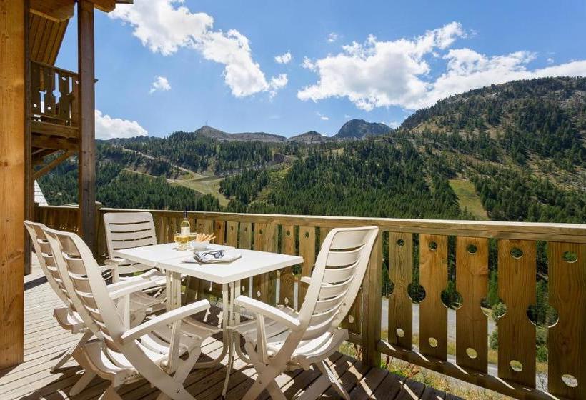 Madame Vacances Les Chalets D Isola