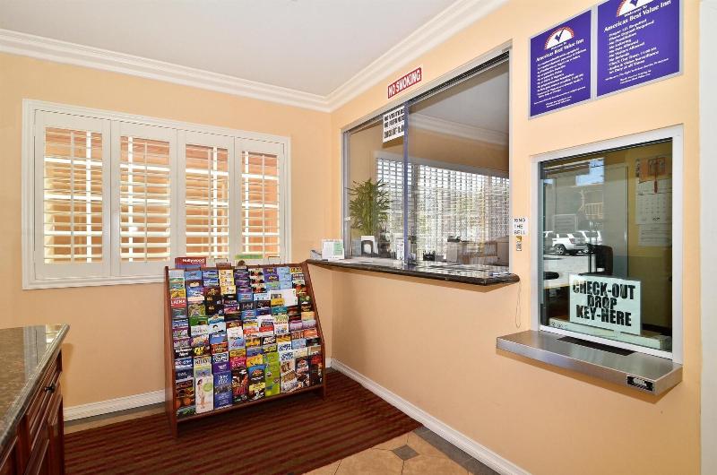 Motel 6 Los Angeles, Ca  Downtown