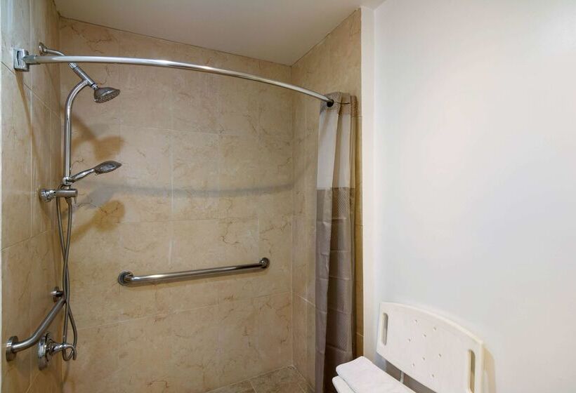 Motel 6 Monterey Park