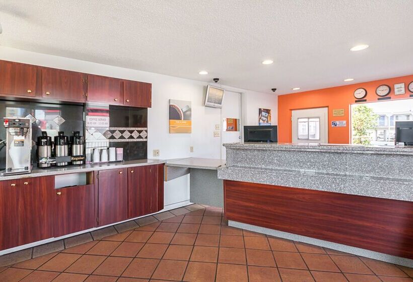 Motel 6el Paso, Tx  Airport  Fort Bliss