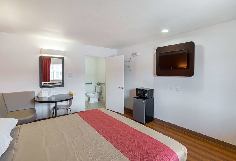 Motel 6el Paso, Tx  Airport  Fort Bliss