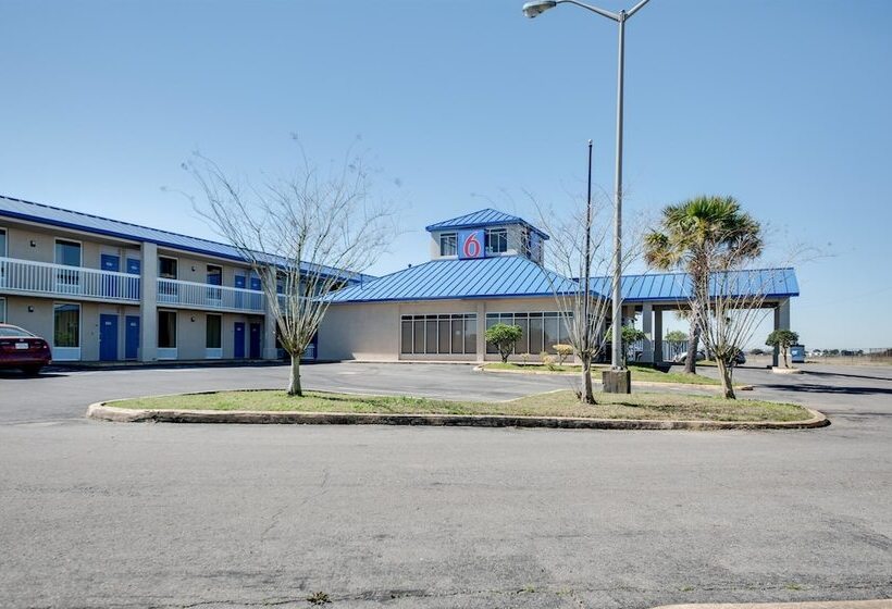Motel 6jennings, La