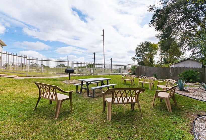 Motel 6livingston, Tx