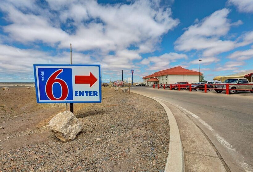 Motel 6moriarty, Nm
