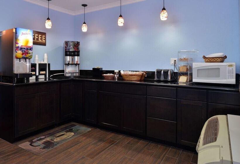 فندق على الطريق Americas Best Value Inn Hollywood