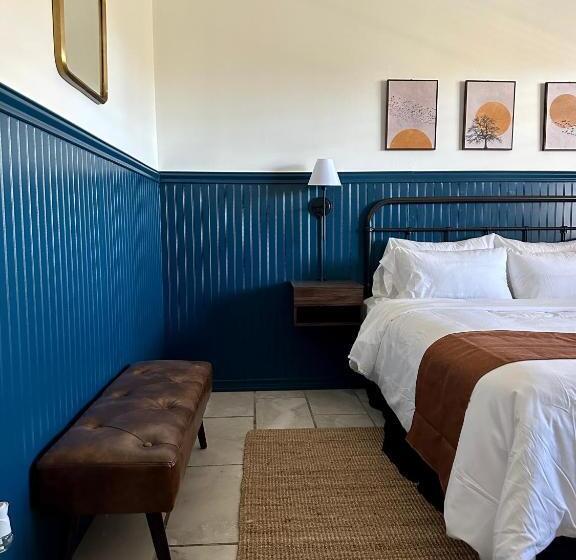 מוטל Budget Host East End Hotel In Riverhead