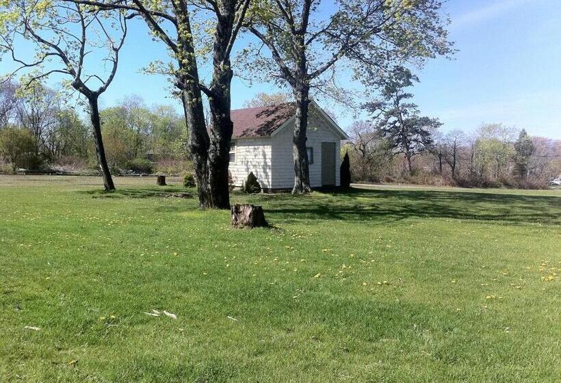 모텔 Budget Host East End Hotel In Riverhead