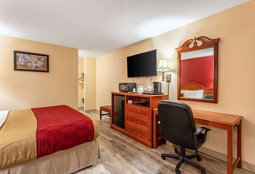 فندق على الطريق Econo Lodge Inn & Suites