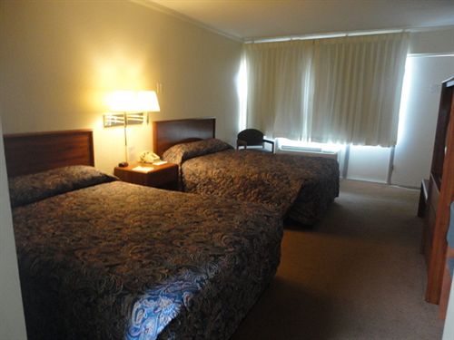 فندق على الطريق Monterey Inn & Marina