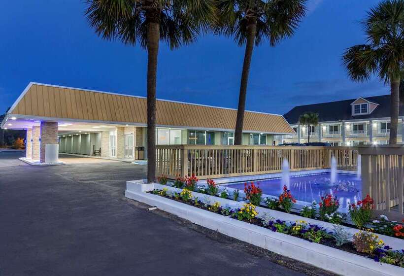 Мотель Quality Inn & Suites