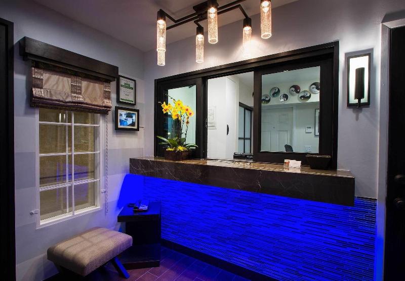 فندق على الطريق Regency Inn In Los Angeles