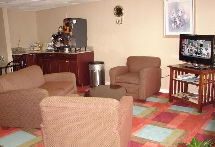 فندق على الطريق Royal Inn  Anniston