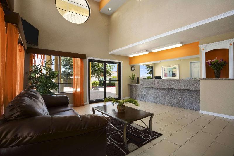 מוטל Super 8 By Wyndham Grand Prairie Southwest