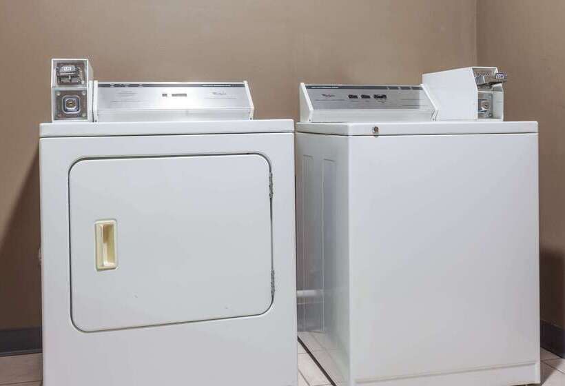 فندق على الطريق Super 8 By Wyndham La Grange Ky