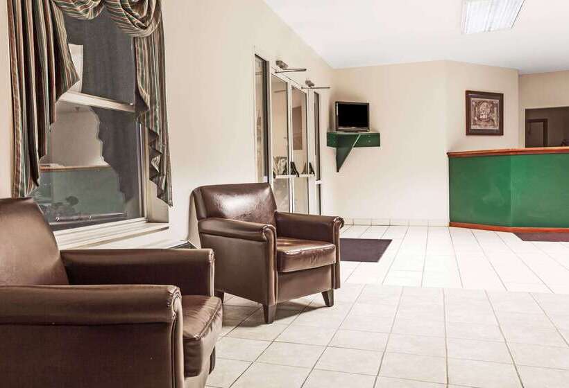 فندق على الطريق Super 8 By Wyndham La Grange Ky