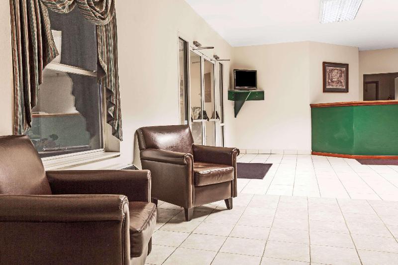 فندق على الطريق Super 8 By Wyndham La Grange Ky