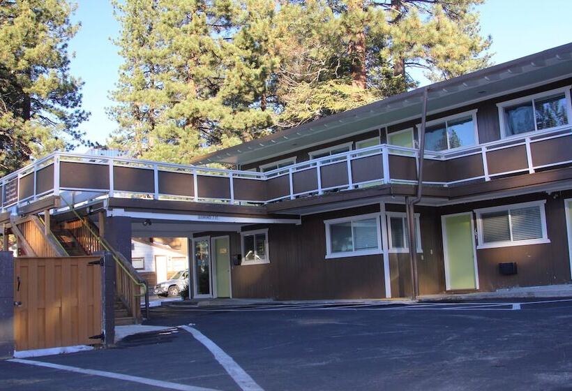 モーテル Tea Garden Lodge