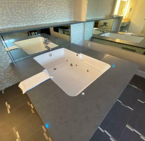 بنسيون Mid City Inn & Suites Pico Rivera