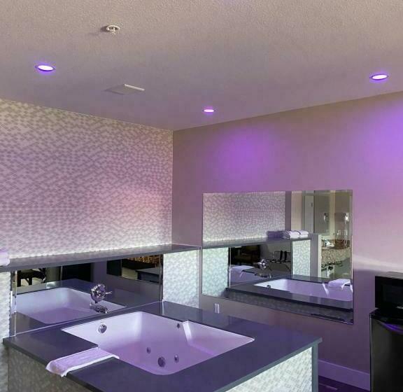 بنسيون Mid City Inn & Suites Pico Rivera