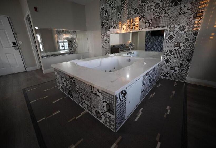 بنسيون Mid City Inn & Suites Pico Rivera