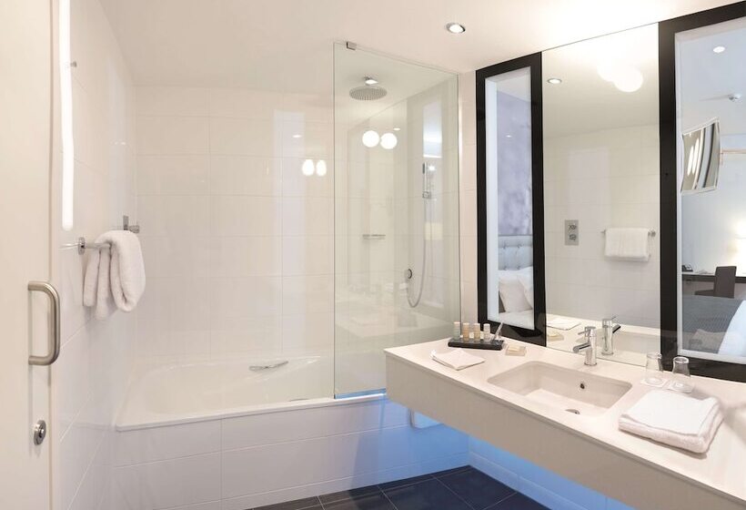 Radisson Blu Hotel East Midlands Airport