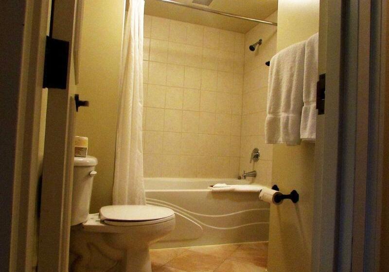 منتجع Calabogie Peaks Hotel, Ascend Hotel Collection