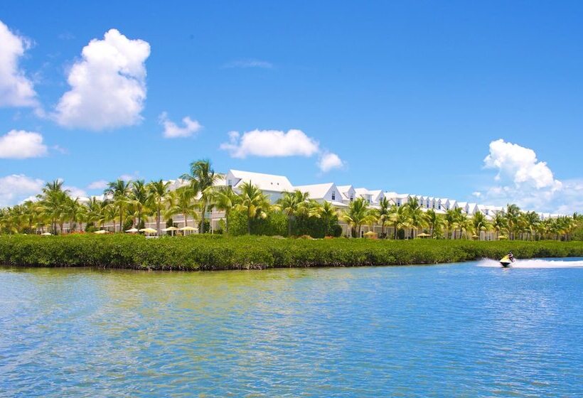 منتجع Parrot Key Hotel & Villas