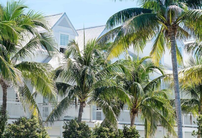 リゾートホテル Parrot Key Hotel & Villas