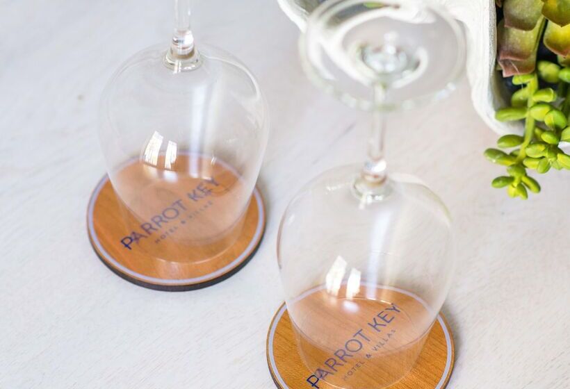 منتجع Parrot Key Hotel & Villas