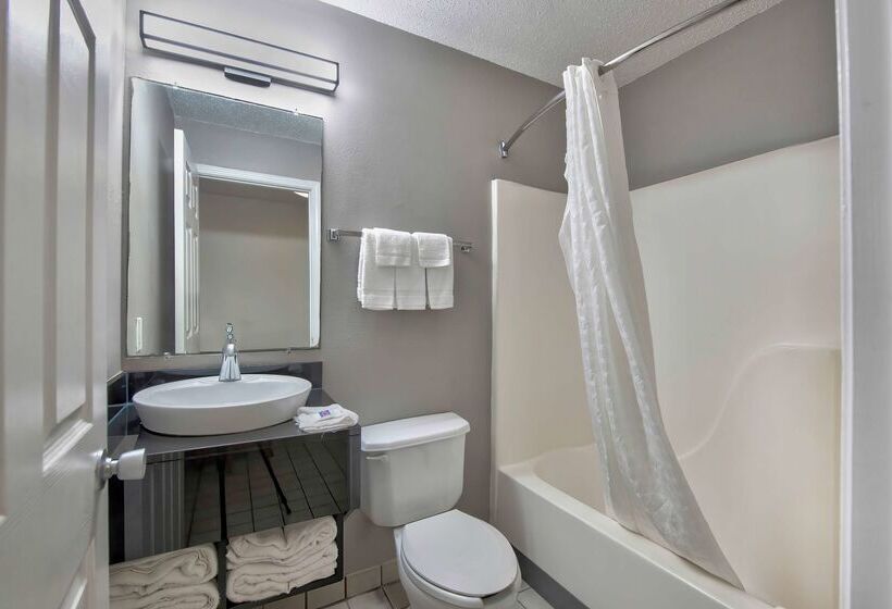 Studio 6pascagoula, Ms