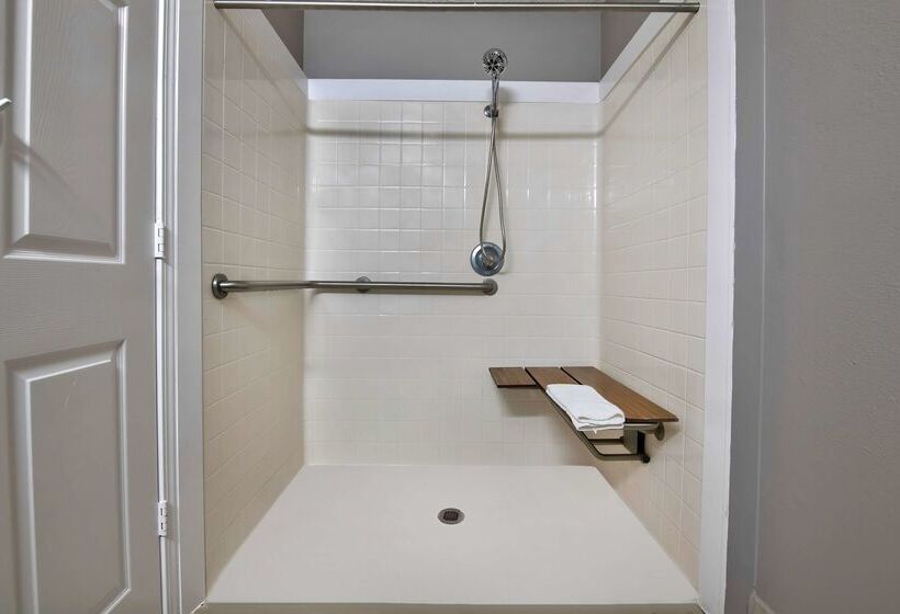 Studio 6pascagoula, Ms