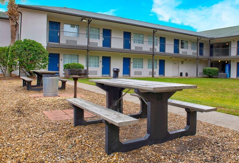 Studio 6pascagoula, Ms