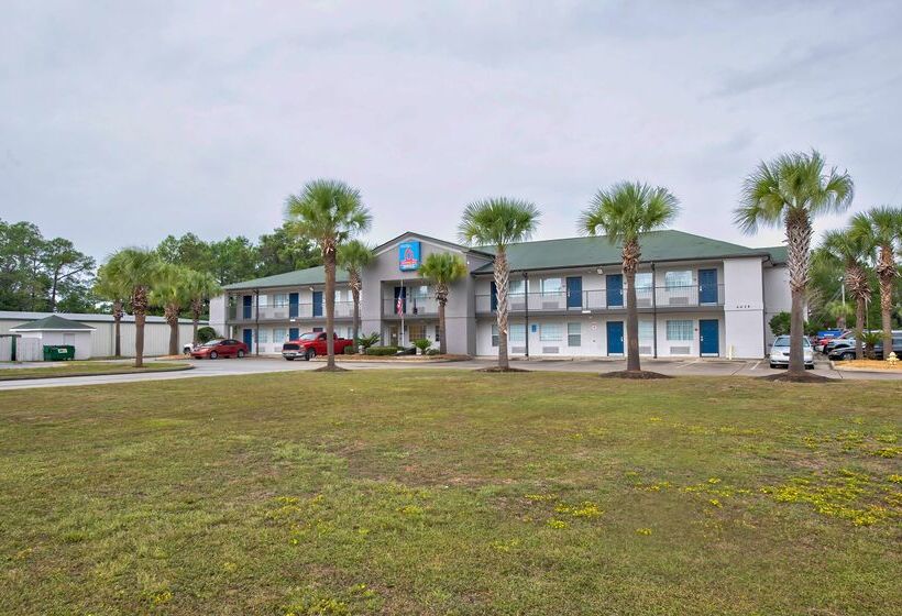 Studio 6pascagoula, Ms