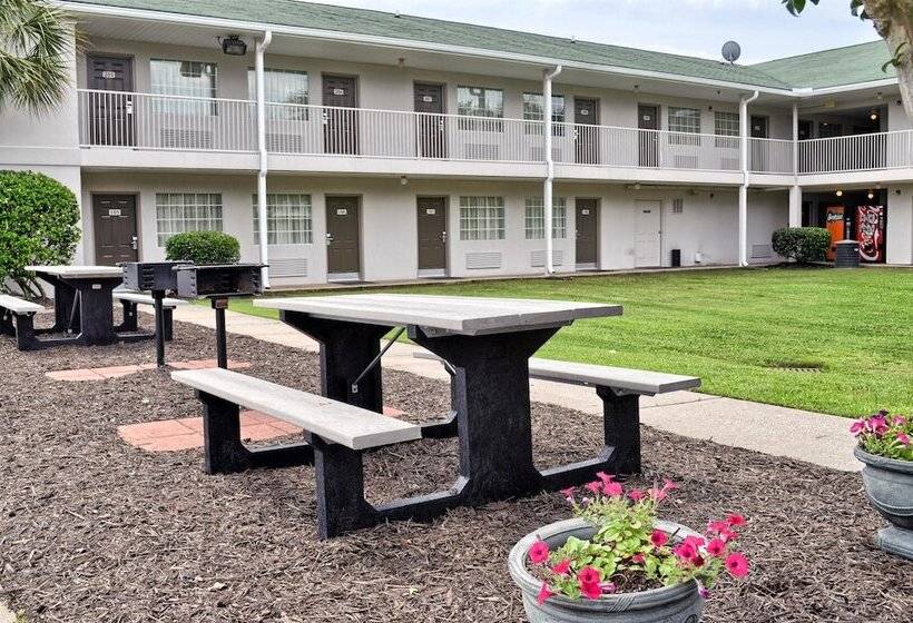 Studio 6pascagoula, Ms